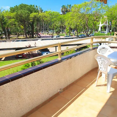 Uhc Cordoba Family Complex Apartmán *