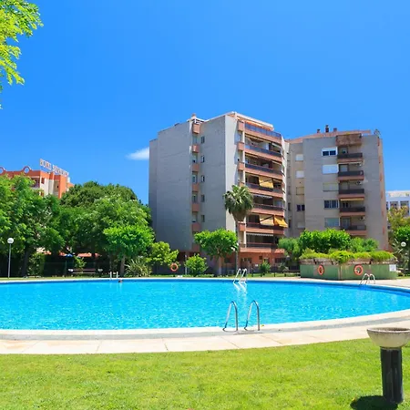 Uhc Cordoba Family Complex Σαλού